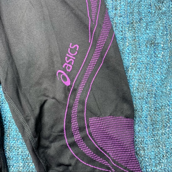 Asics Studio Fit Sana Seamless Capri Leggings - Picture 3 of 7